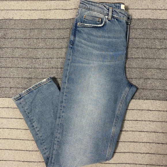 Reiss Bay Relaxed Straight-Fit Jeans - Picture 3 of 16